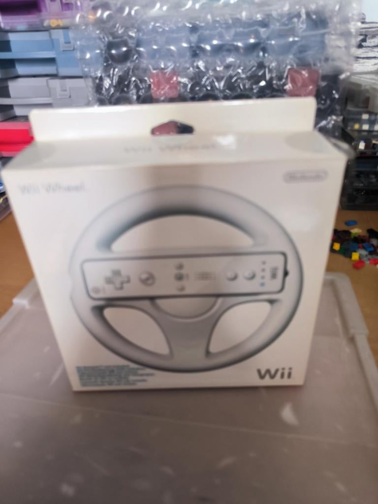 Nintendo Wii Wheel - Nieuw in doos, Spelcomputers en Games, Ophalen of Verzenden, Nieuw, Wii, Stuurtje of Sportattribuut