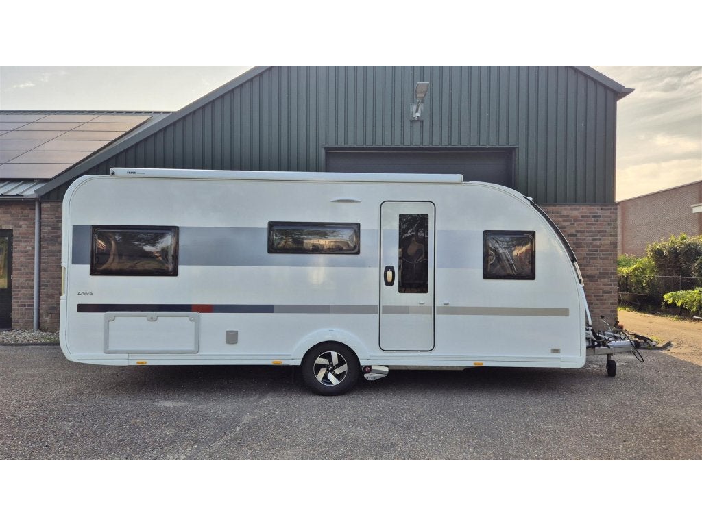 Adria Adora 542 UL VOL OPTIE (1011579), Schokbreker, Particulier, Adria, 6 tot 7 meter