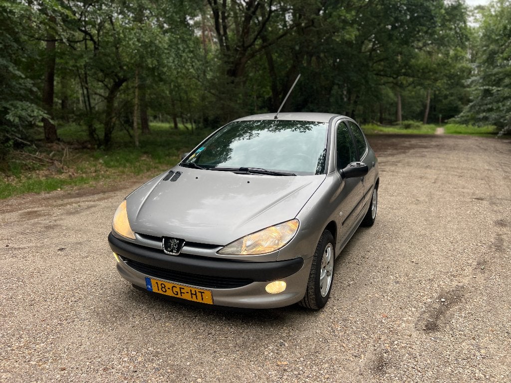 Peugeot 206 1.6 5D 2000 | Airco | Nieuwe APK & Distr. Riem, Auto's, Peugeot, Stof, 40 €/maand, 4 cilinders, Overige kleuren