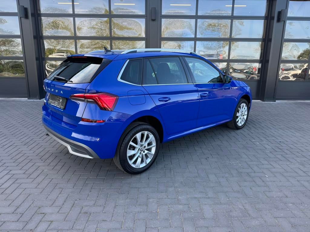 Skoda Kamiq 1.0 TSI Ambition / Stoelverwarming / Carplay, Auto's, Skoda, Gebruikt, 95 pk, Blauw, Origineel Nederlands