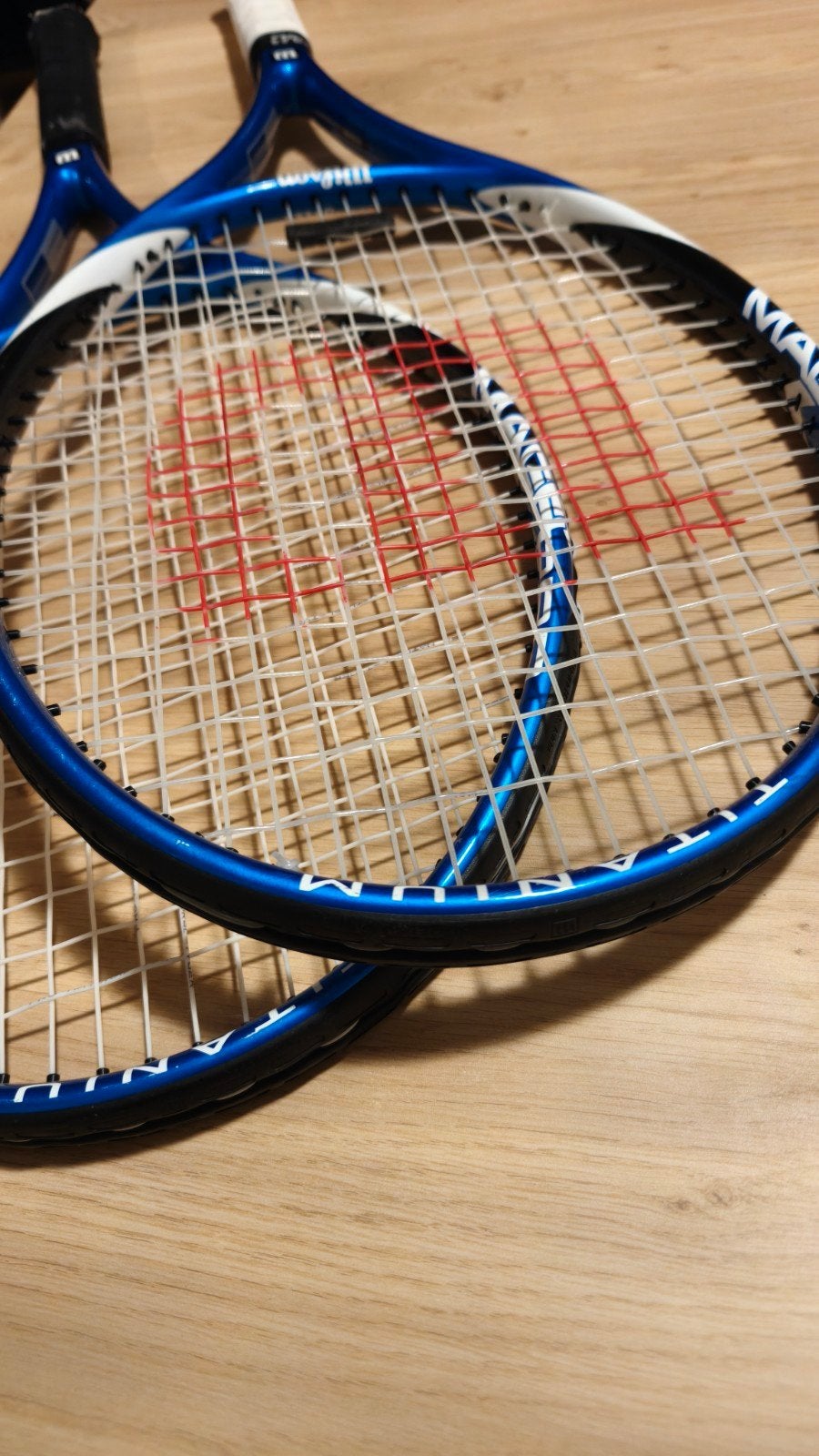 Wilson Mach Pro Tennisrackets 4 1/4  (2 stuks) - Zo goed als, Ophalen of Verzenden, Zo goed als nieuw, Racket, Wilson