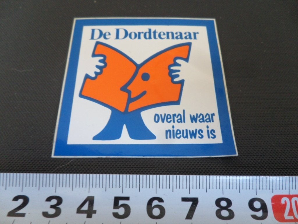 sticker de dordtenaar overal waar nieuws is *, Verzamelen, Ophalen of Verzenden, Zo goed als nieuw