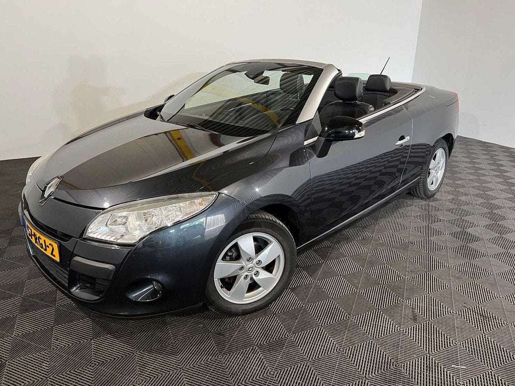 Renault Mégane Cabriolet 1.5 dCi Dynamique, 57-RGJ-2, Auto's, Renault, Euro 5, Gebruikt, 750 kg, 4 cilinders