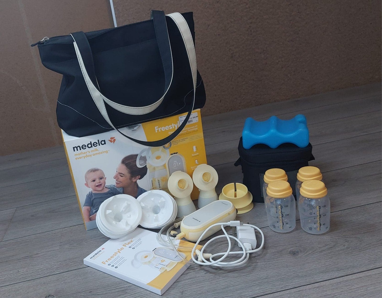 Medela freestyle flex - elektrische borstkolf, Kinderen en Baby's, Babyvoeding en Toebehoren, Ophalen, Medela, Borstkolf, Inclusief tas
