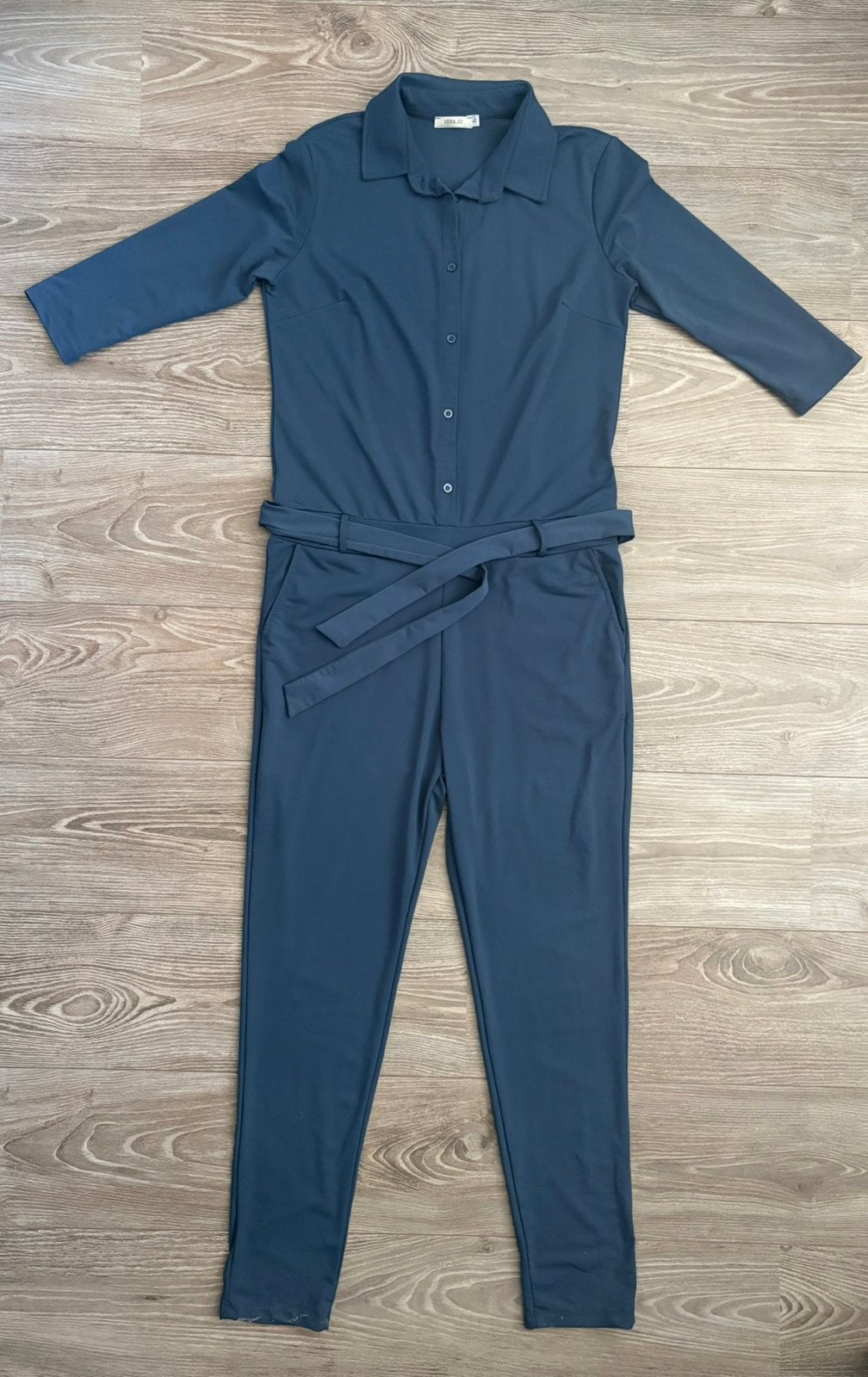 Prachtige Vera Jo Jumpsuit, Ophalen of Verzenden, Zo goed als nieuw, Maat 42/44 (L), Zwart