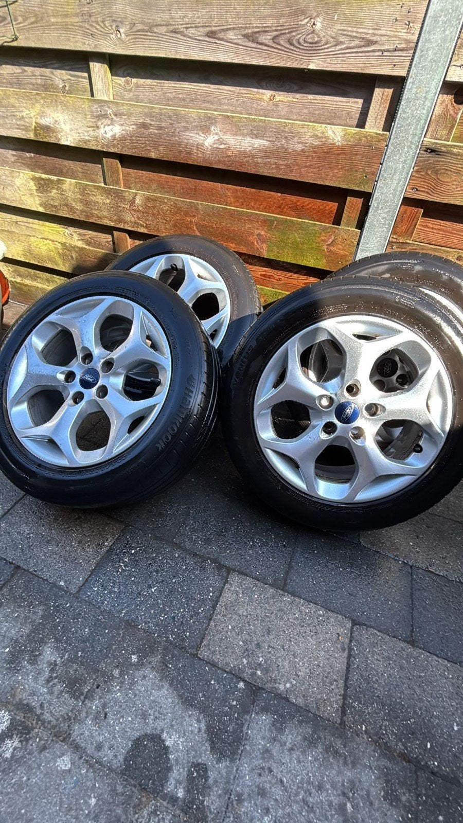 Ford 16 inch velgen met Hankook zomerbanden 205/55R16, Ophalen, Gebruikt, 16 inch, Banden en Velgen