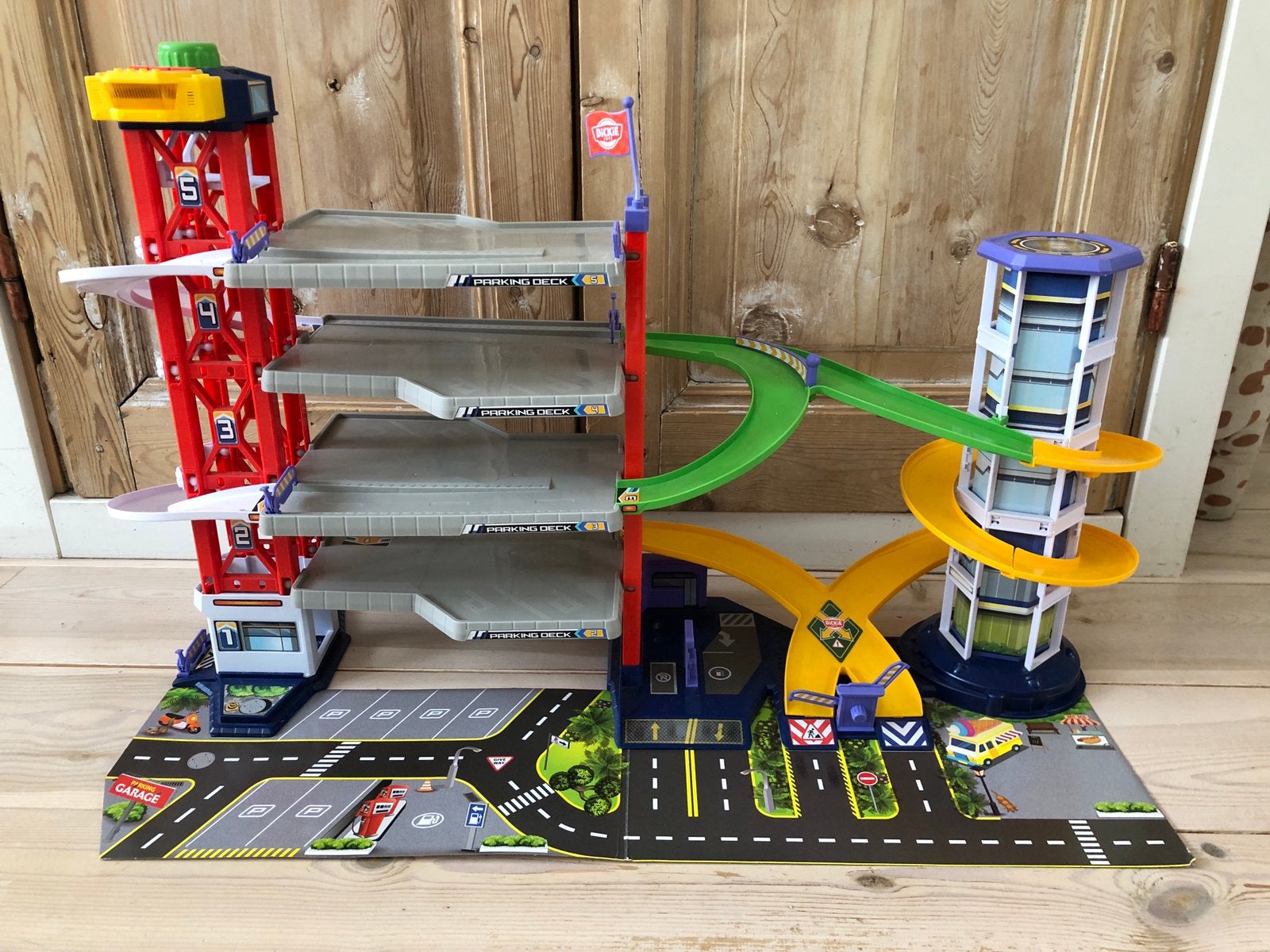 Dickie toys autogarage, Ophalen, Zo goed als nieuw, Handmatig, Overige merken