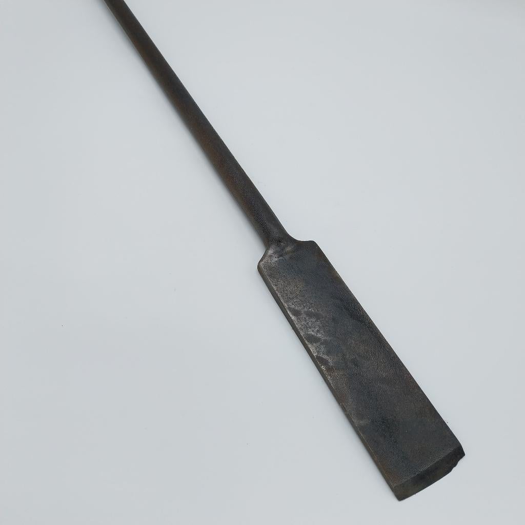 Lange en brede metalen beitel 5,5 cm breed (ML)