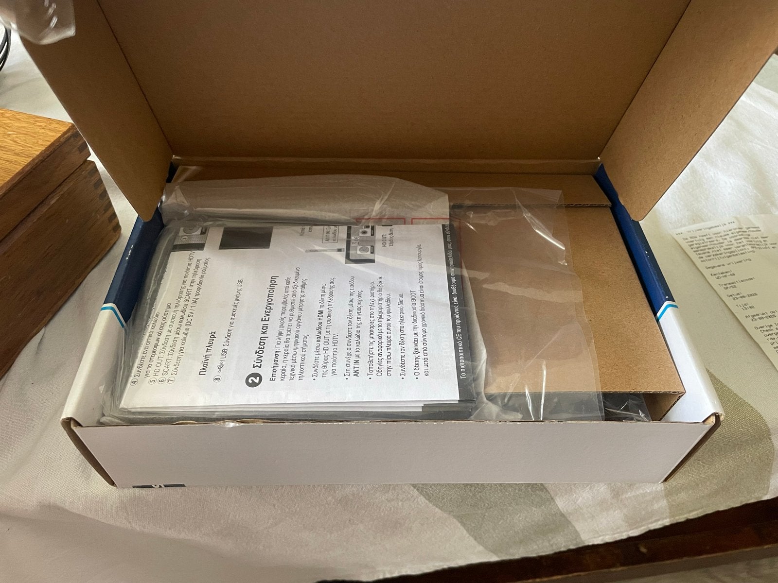 EDISION proton T265 LED DVB-T2/C Digitale Ontvanger, Ophalen, Nieuw, Decoder