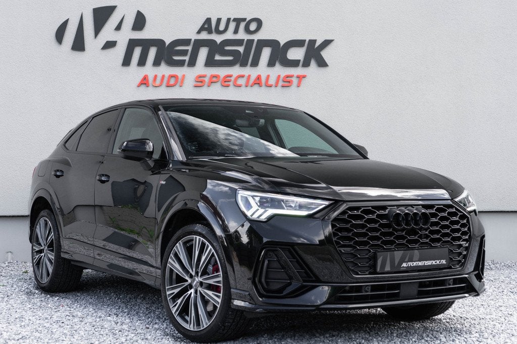 Audi Q3 Sportback 45 TFSI e / 2x S-line/ Virtual Cockpit/ To, Auto's, Gebruikt, Zwart, SUV of Terreinwagen, Geïmporteerd