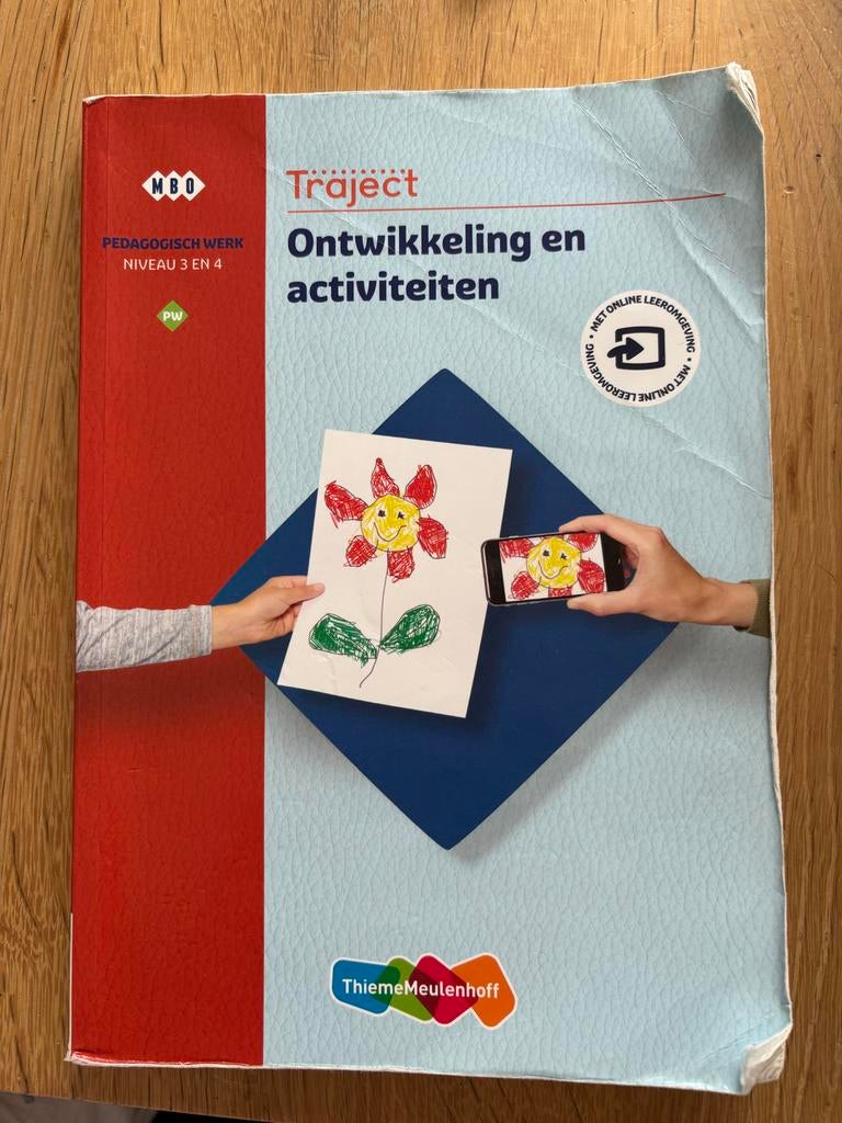 Studiekboek MBO pedagogisch werk, Boeken, Ophalen of Verzenden, Gelezen, Overige niveaus, Overige vakken