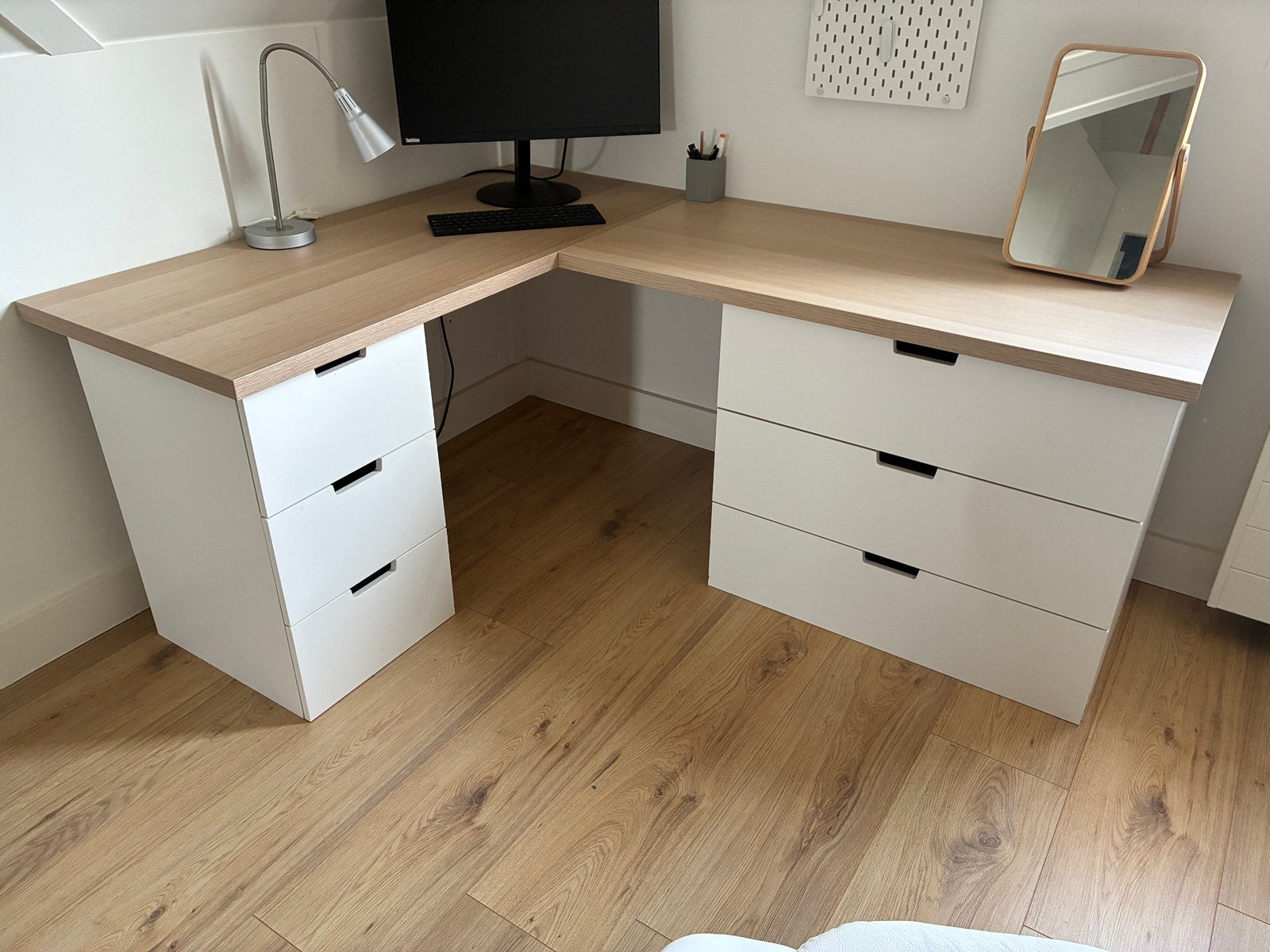 IKEA NORDLI / LAGKAPTEN hoekbureau 180x140 – 6 lades – €80, Ophalen, Zo goed als nieuw