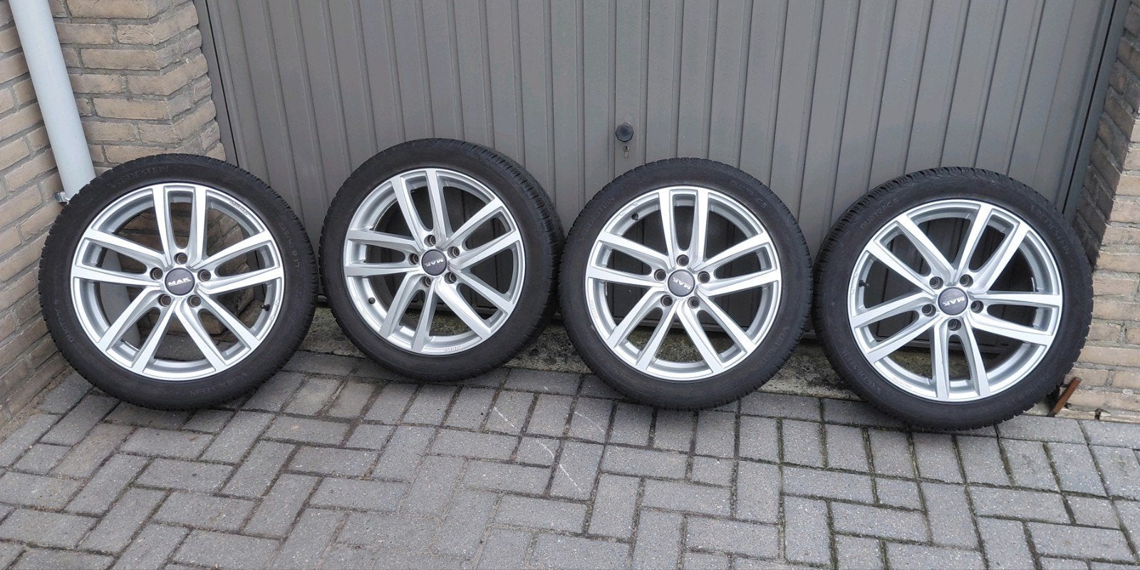 MAK velgen 17 inch 7J 5x112 incl Vredestein All Season, Ophalen, Gebruikt