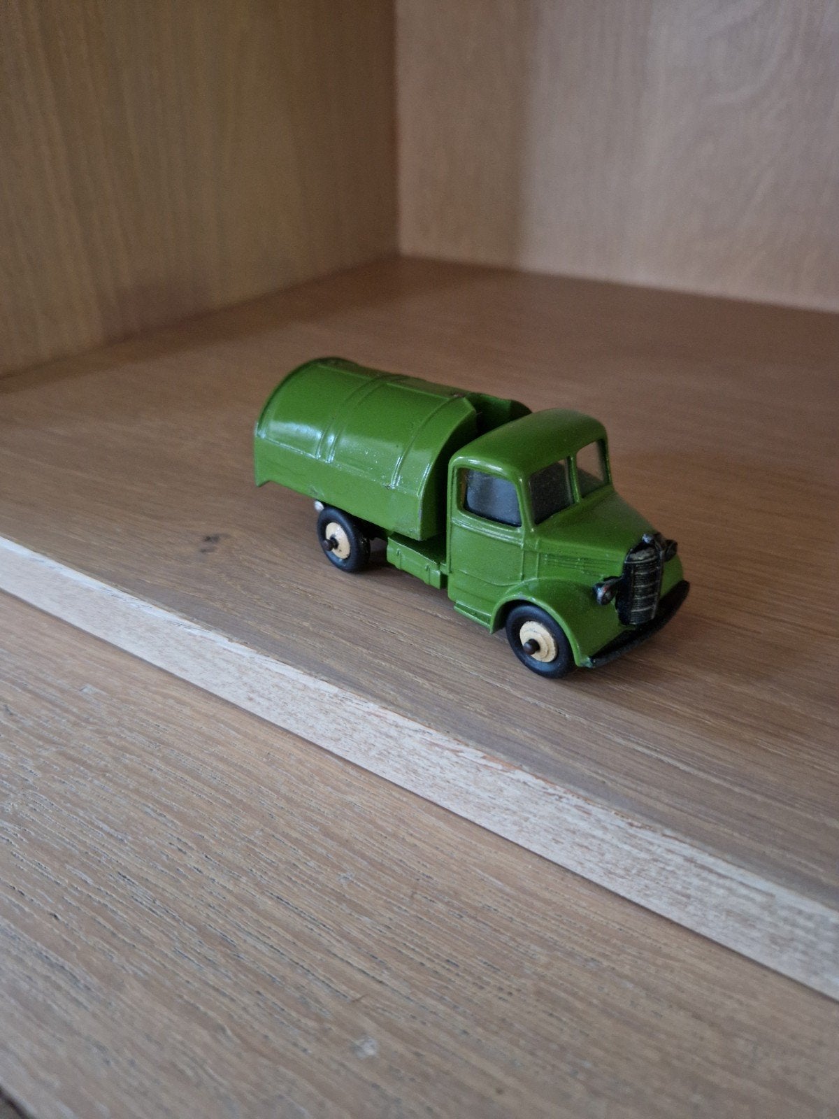 Dinky Toys Bedford Vuilniswagen - Repaint, Ophalen of Verzenden, Gebruikt, Bus of Vrachtwagen, Dinky Toys