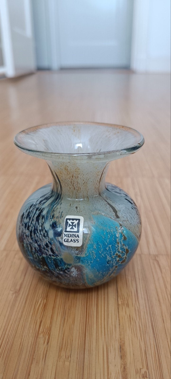 Mdina Glass: design Vaasje zwaar glas 10 cm hoog, Ophalen of Verzenden, Zo goed als nieuw, Glas