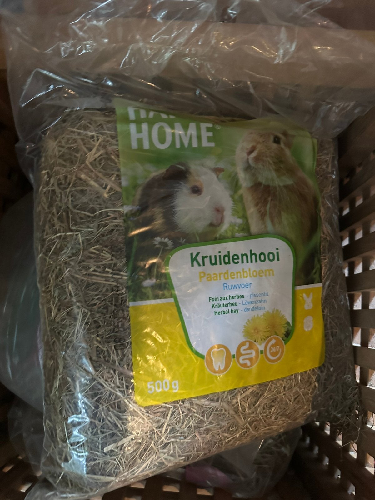 Gratis konijnenvoer en kruidenhooi, Ophalen, Zo goed als nieuw