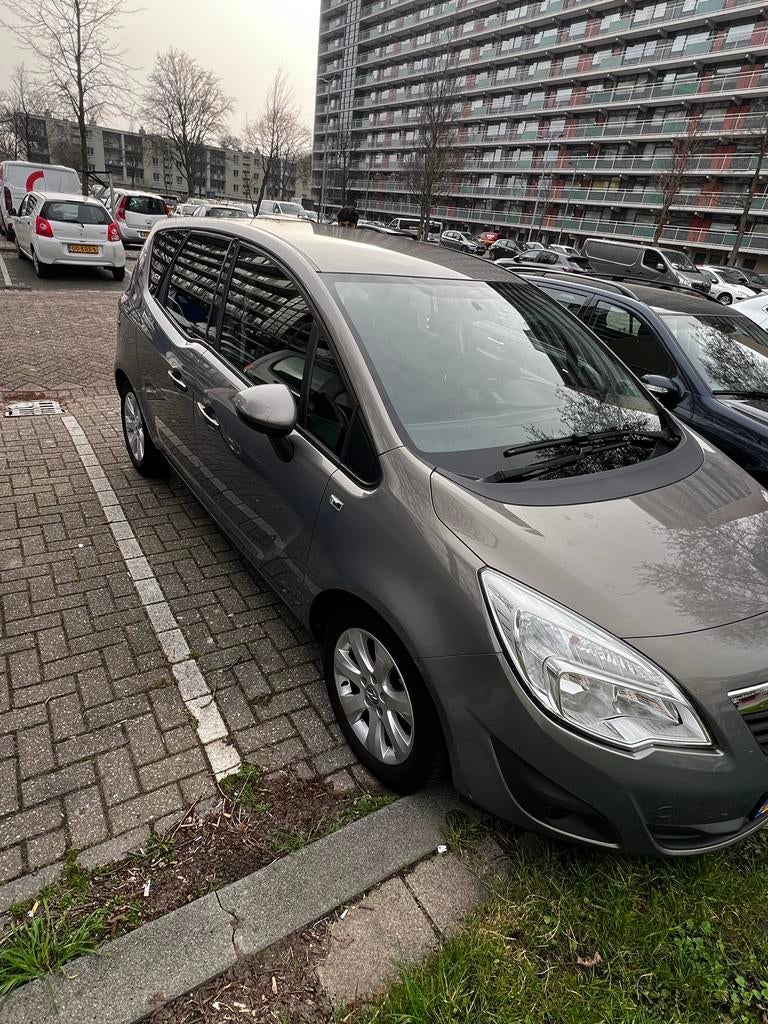 Opel Meriva 1.6Turbo Ecotec 120pk 2011 Bruin, Auto's, Voorwielaandrijving, 680 kg, 4 cilinders, Bruin