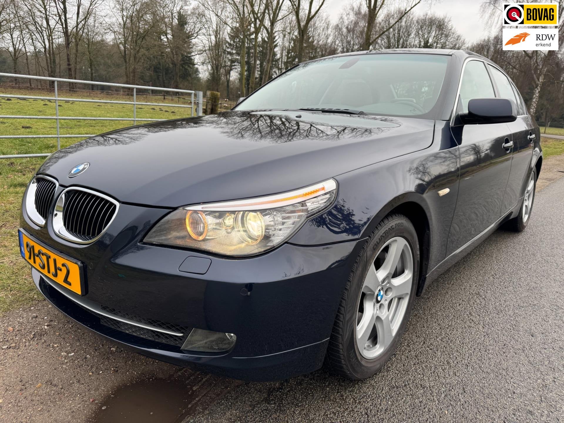Bmw 5-serie 535XI 4wd prachtige auto 299pk, Gebruikt, Blauw, Leder, Vierwielaandrijving