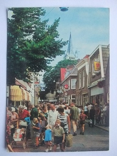 R09 Ommen - Brugstraat op marktdag - 1973, Verzenden, 1960 tot 1980, Gelopen, Overijssel