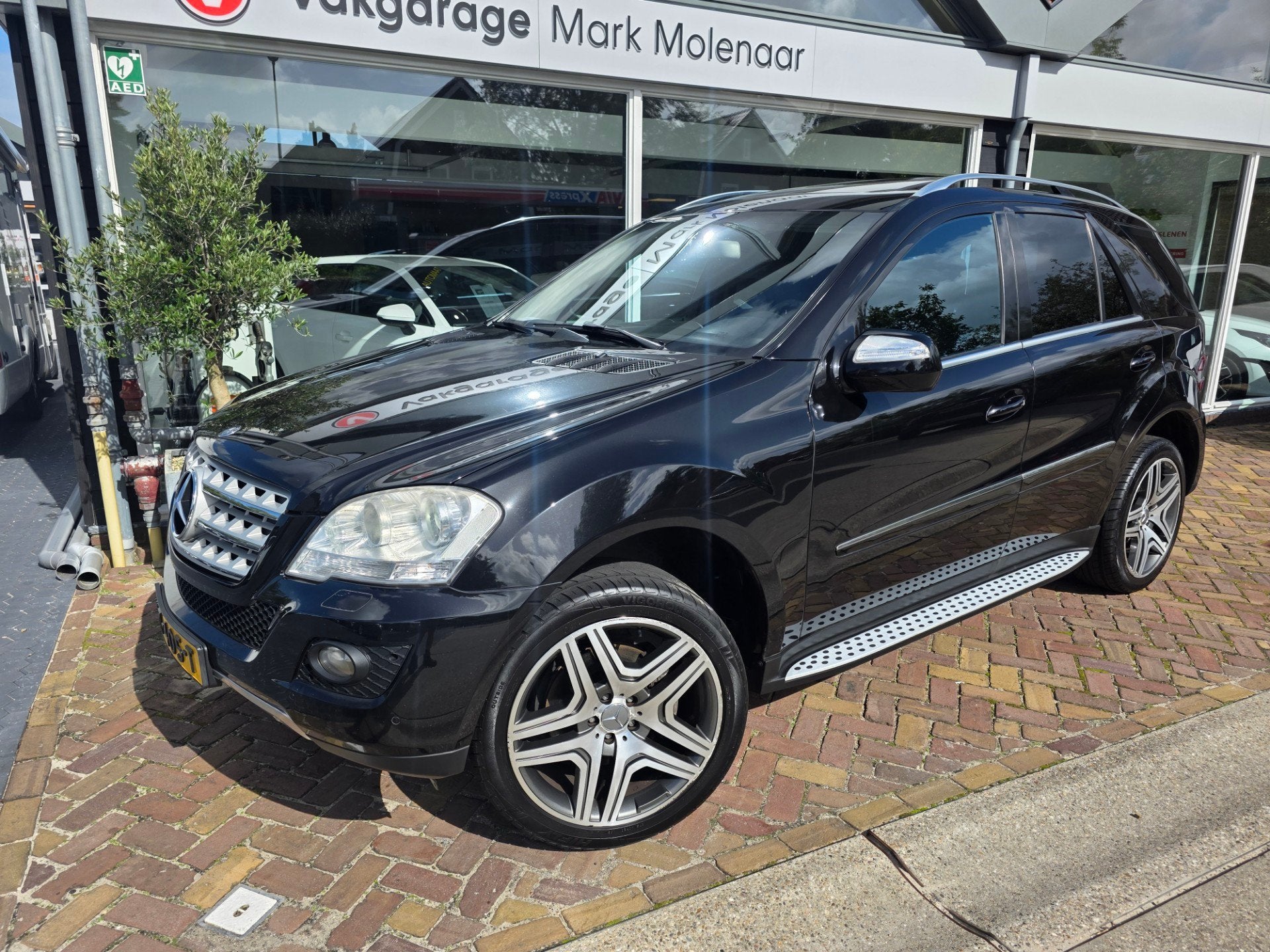 Mercedes-Benz M-klasse 350,lpg installatie,goed onderhouden,, Auto's, Automaat, Gebruikt, Parkeersensor, Zwart