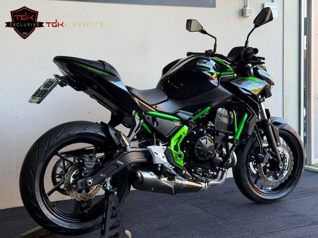 KAWASAKI Z650 Z 650 ABS TC 35KW A2TOPSTAAT! (500 800 900 300, Motoren, Motoren | Kawasaki, 2 cilinders, 649 cc, Bedrijf, Minimaal motorrijbewijs A2
