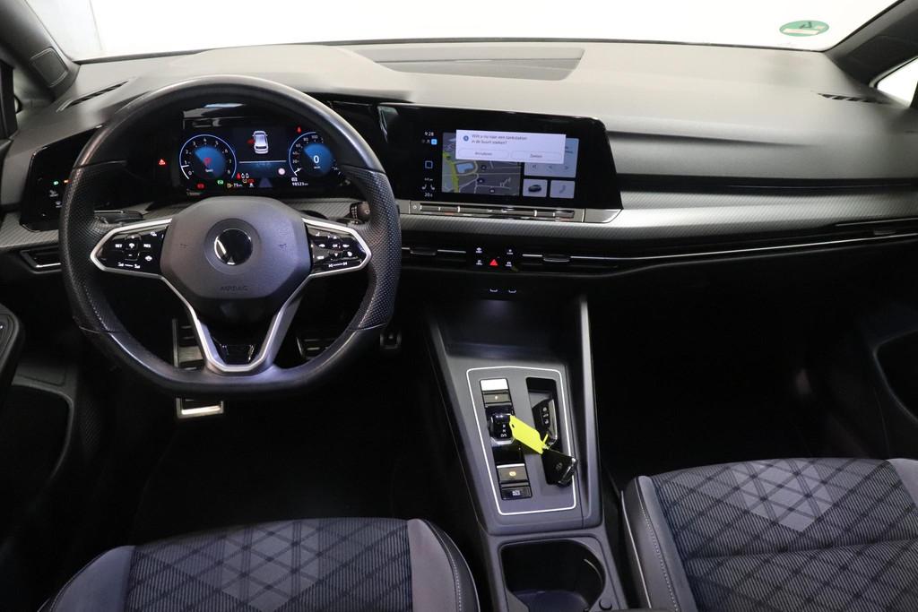 Volkswagen Golf 1.5 eTSI R-Line | Camera | Adaptieve Cruise, Auto's, Stof, 4 cilinders, Wit, Golf