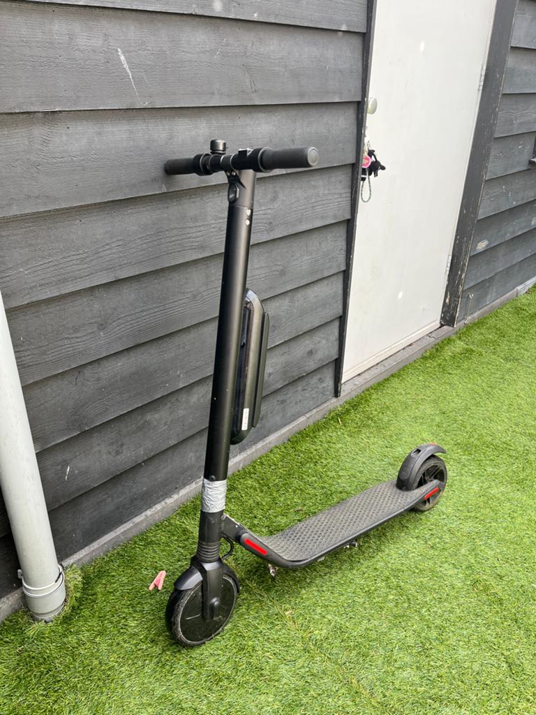 Elektrische step - Parts or repair, Ophalen, Gebruikt, Elektrische step (E-scooter)