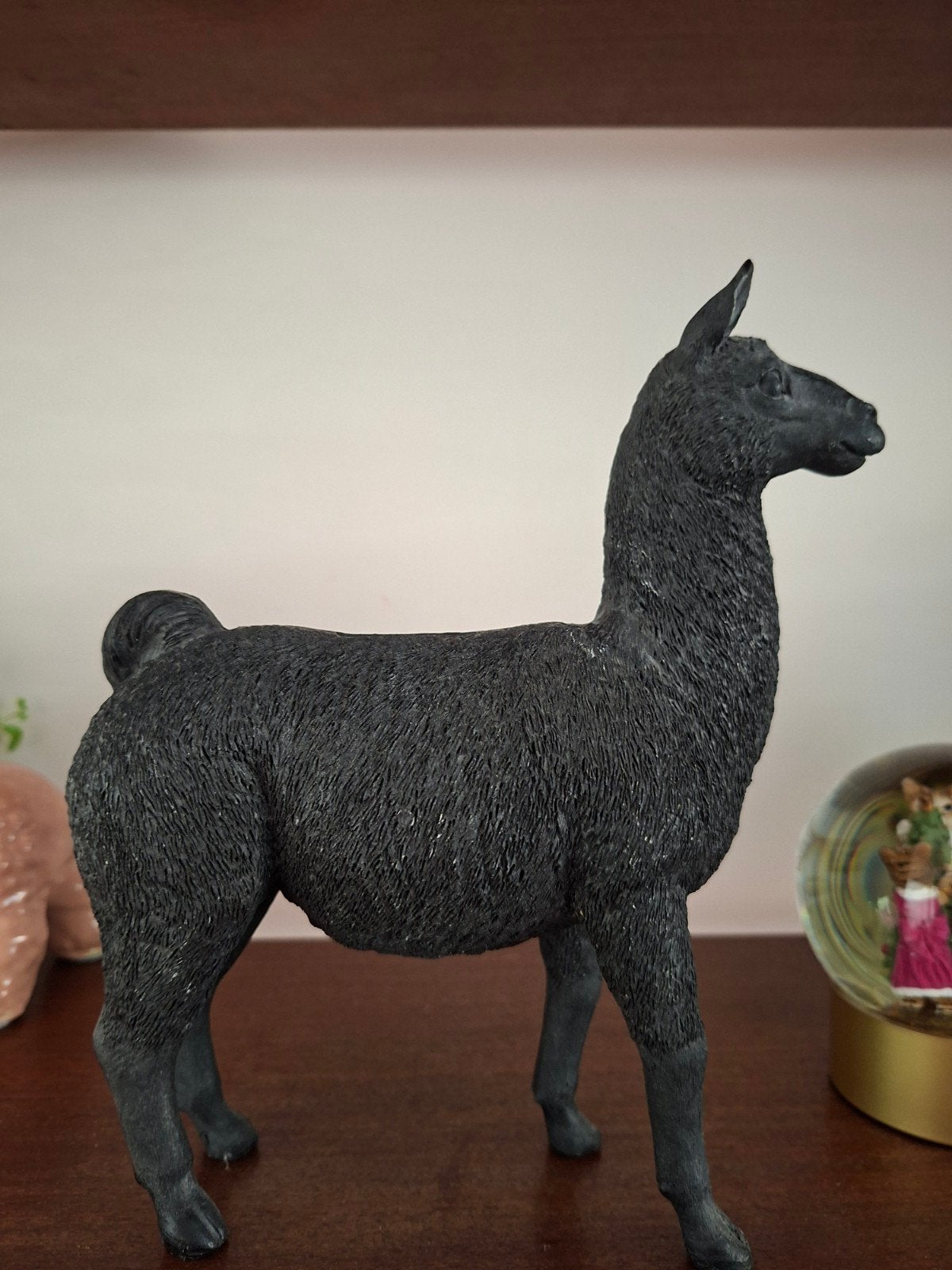 Zwarte Alpaca Spaarpot - Uniek en Decoratief, Ophalen of Verzenden, Zo goed als nieuw, Steen, Aardewerk of Keramiek, Dier