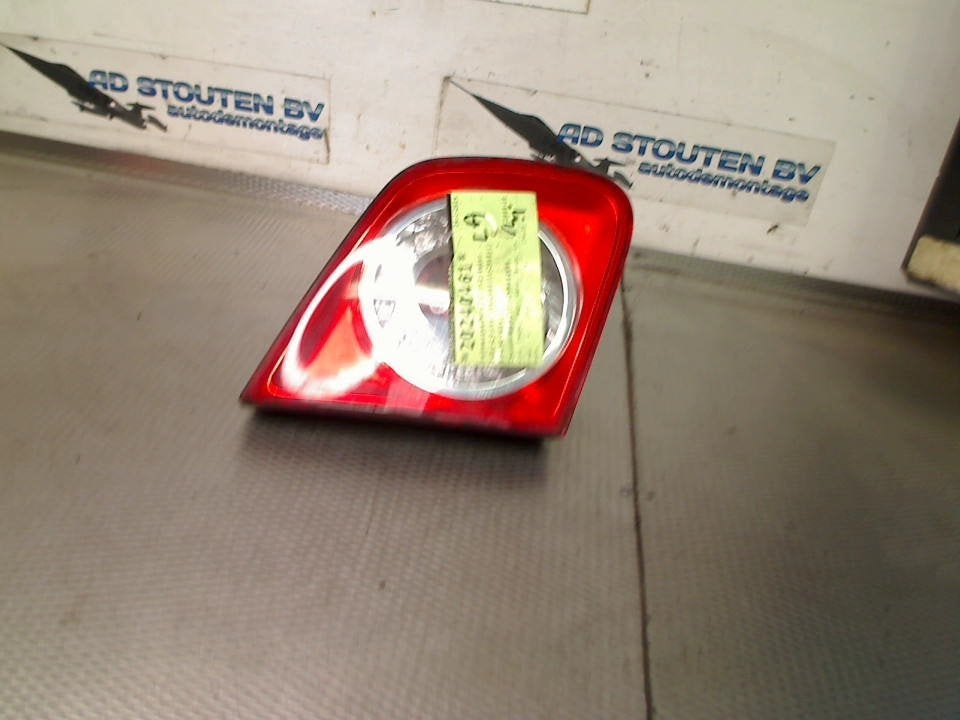 Achterlicht Links BINNEN Jetta III (1K2) 2005, Auto-onderdelen, Gebruikt, Volkswagen, Volkswagen AG, Kundenbetreuung@volkswagen.de