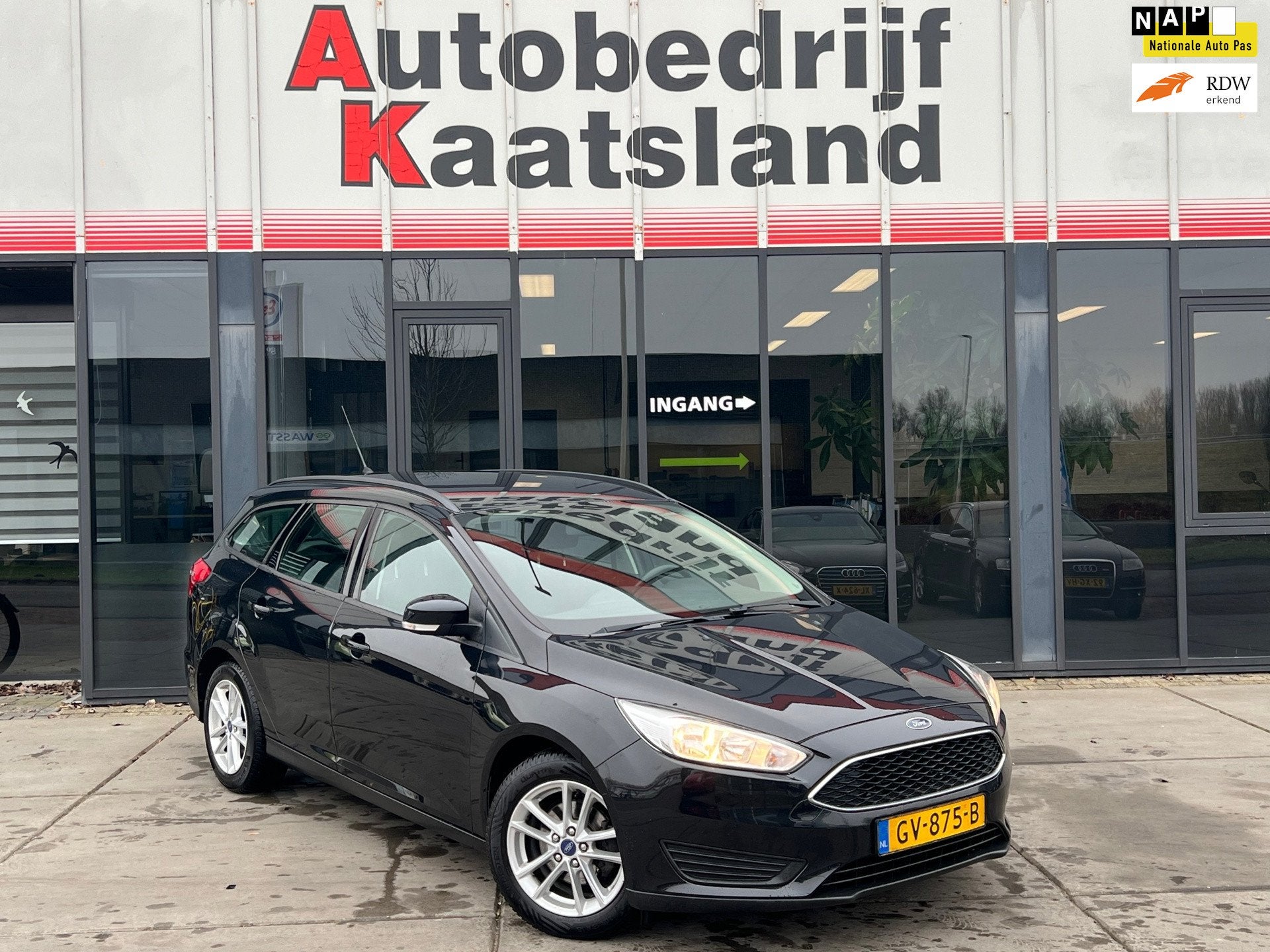 Ford Focus Wagon 1.0 Trend Edition - Navi - Cruise - 2015!, Gebruikt, Zwart, Origineel Nederlands, Handgeschakeld