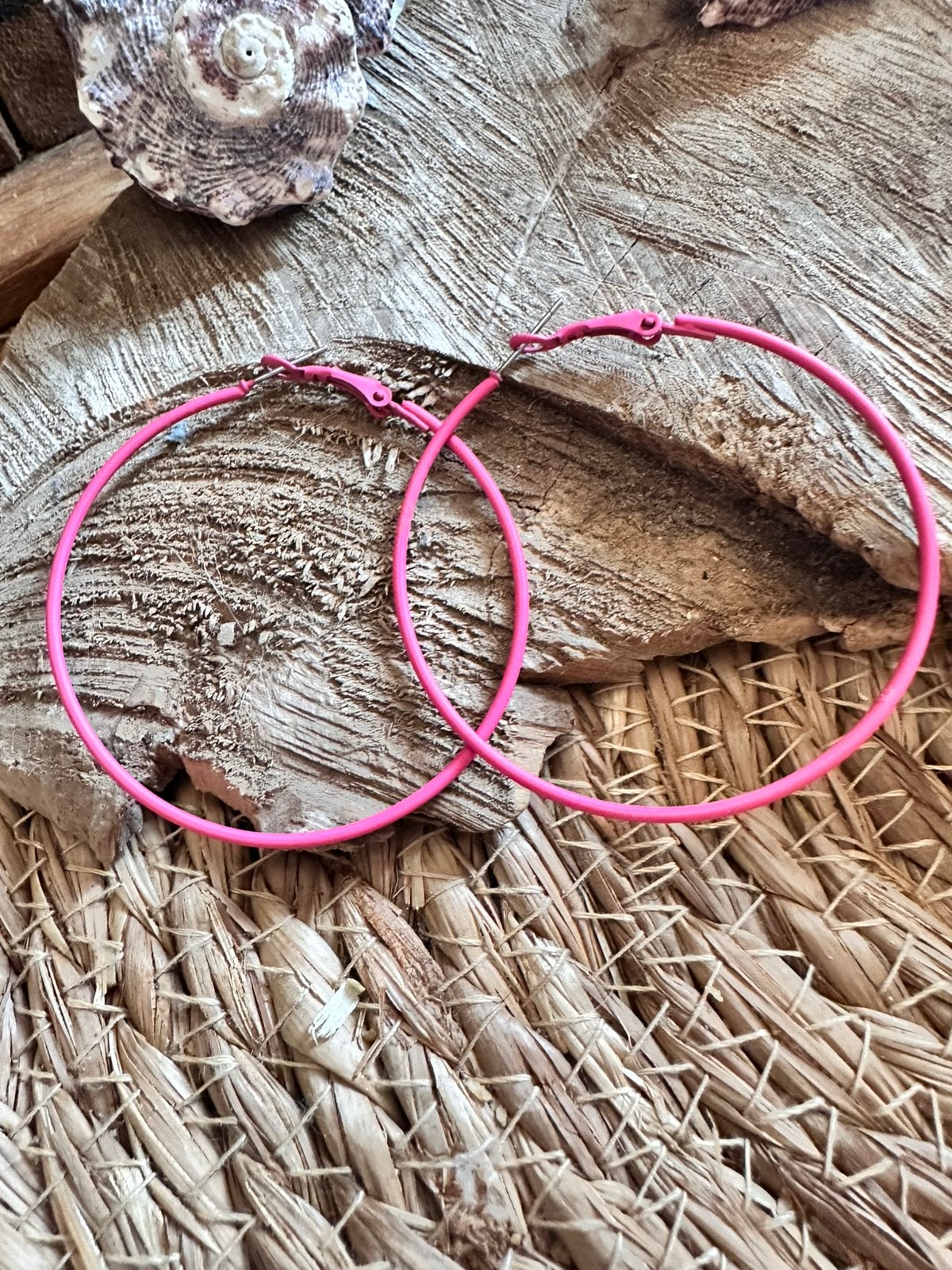 Boho oorbellen / creolen / roze / nieuw, Ophalen of Verzenden, Nieuw, Roze, Overige materialen