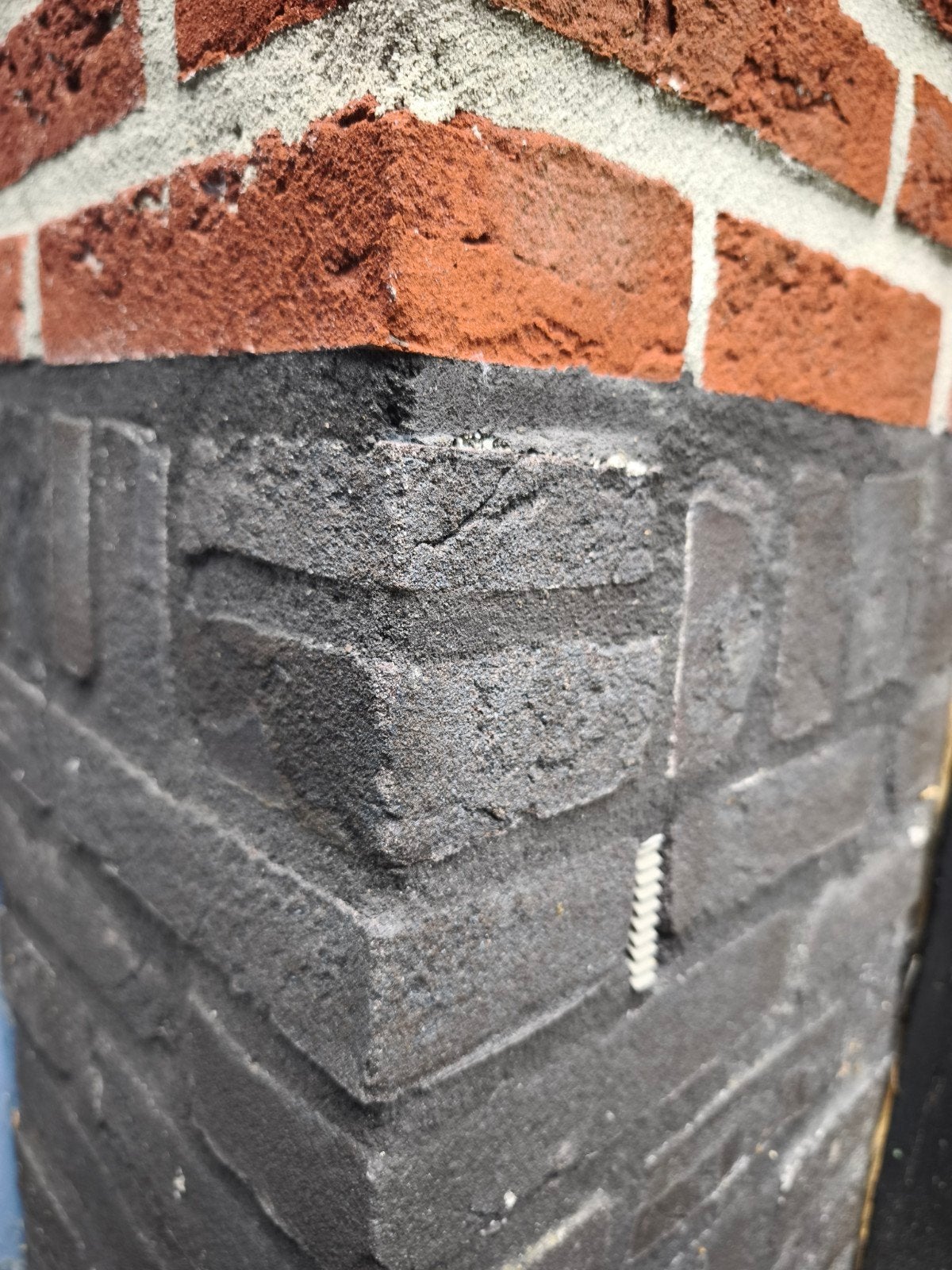 Wienerberger Zwarte Handvorm Bakstenen a 0.45p/st 1350 stuks, Doe-het-zelf en Verbouw, Metselstenen, Ophalen of Verzenden, Gebruikt