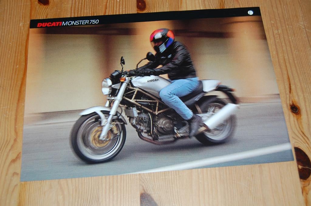 Ducati Monster 750, 2 nieuwe folders in 1 pakket, Motoren, Ophalen of Verzenden, Ducati