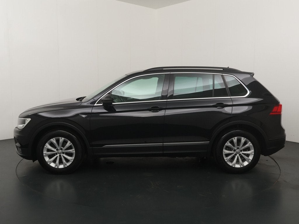 Volkswagen Tiguan 1.5 150PK TSI ACT Comfortline | Trekhaak 1, 12 maanden, Stof, Zwart, Origineel Nederlands