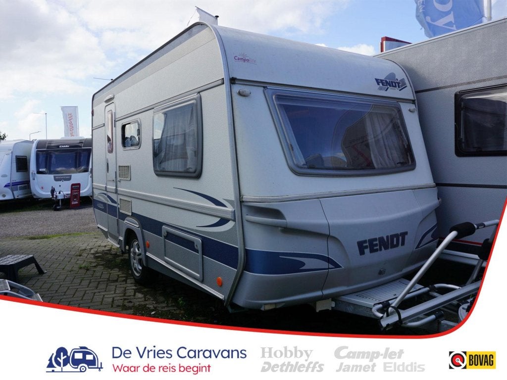Fendt Saphir 410 TK Fietsenrek voor,Voortent, Caravans en Kamperen, Dwars-stapelbed, Ringverwarming, Bedrijf, 750 - 1000 kg
