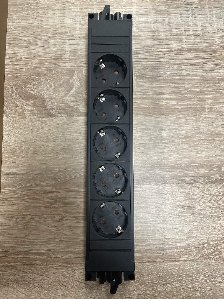 7x NIEW Bachmann contactblok Step Base 5-voudige stekkerdoos, Ophalen, Nieuw, Stopcontact