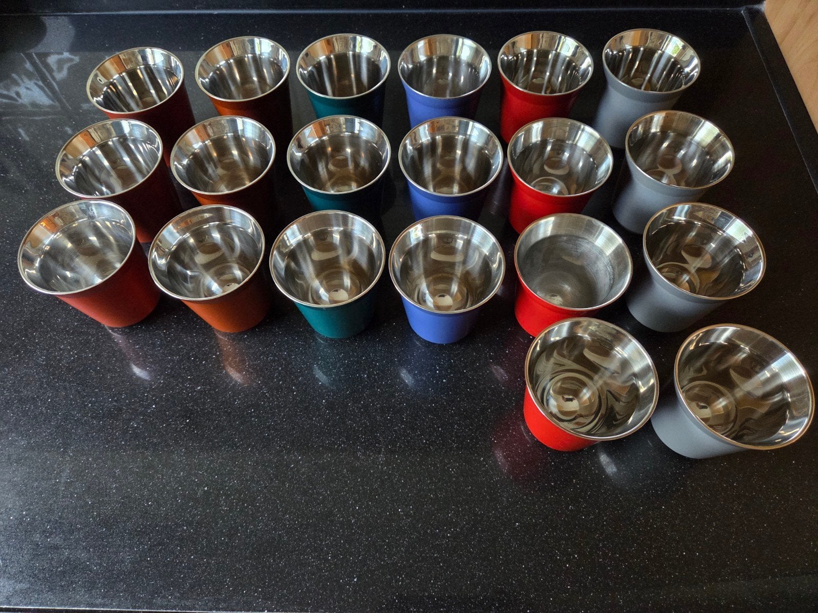 Nespresso Pixie Lungo Kopjes - Diverse Kleuren, Huis en Inrichting, Overige typen, Ophalen of Verzenden, Zo goed als nieuw, Metaal