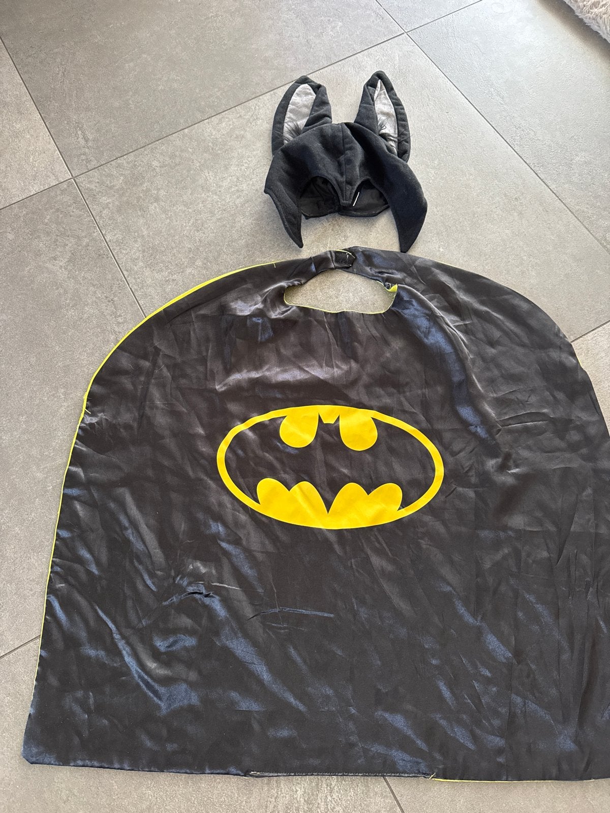 Batman verkleedsetje - cape en masker, Ophalen of Verzenden, Gebruikt, Jongen of Meisje