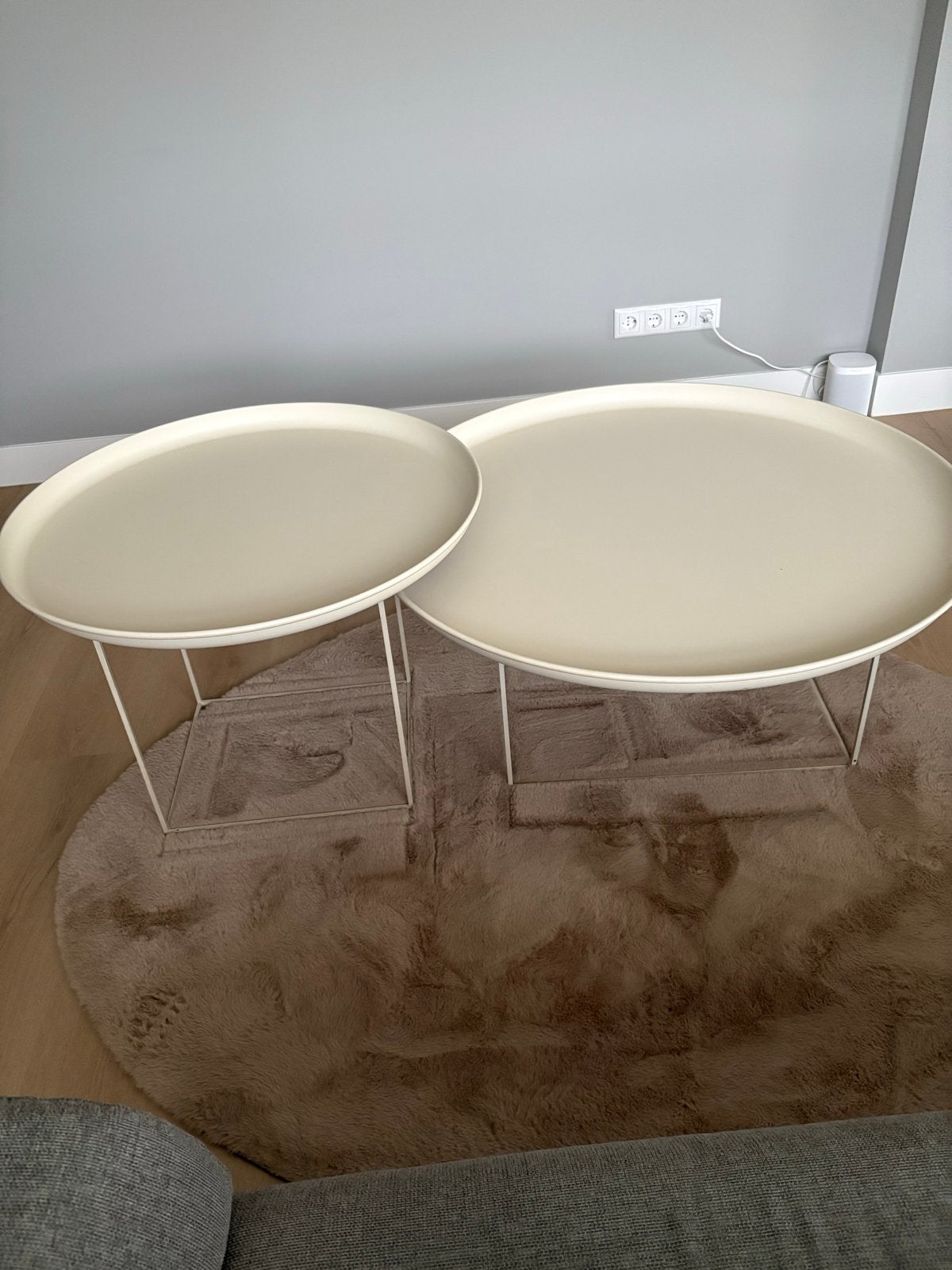 Norr Duke Salontafels - Set van 2, Huis en Inrichting, Ophalen, Rond, 50 tot 100 cm, Zo goed als nieuw