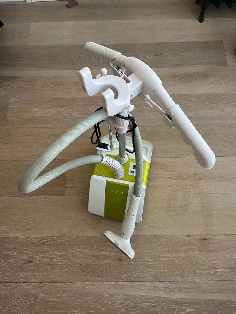 Fridja cloths steamer F-140017050673, Ophalen, Zo goed als nieuw, Kledingstomer