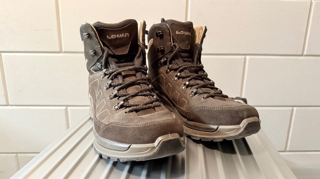 Lowa bergschoenen wandelschoenen /  42, Sport en Fitness, Bergsport en Wandelen, Ophalen of Verzenden, Nieuw, Schoenen