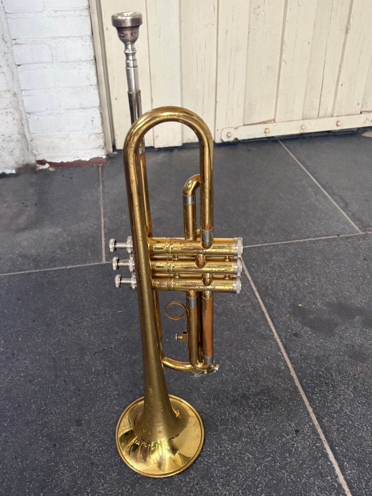 Trompet, Muziek en Instrumenten, Blaasinstrumenten | Trombones, Ophalen, Gebruikt, Tenor, Met koffer