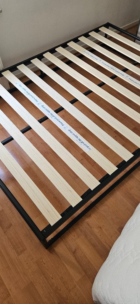 bed, Ophalen, Zwart, 140 cm, Zo goed als nieuw