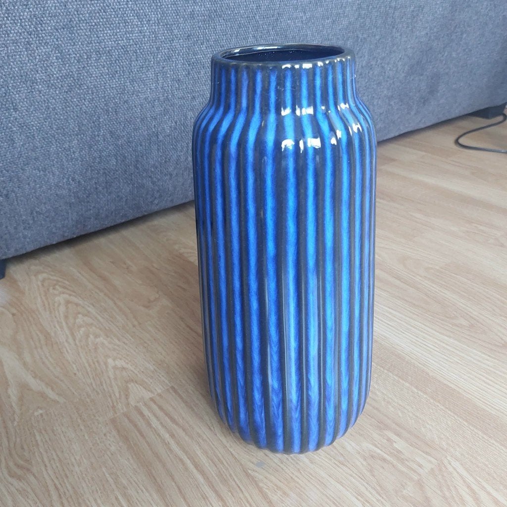 Atmosphera Blauwe Keramieken Vaas 28 cm – Geribbeld Design, Ophalen of Verzenden, Zo goed als nieuw, Geschikt voor droogbloemen