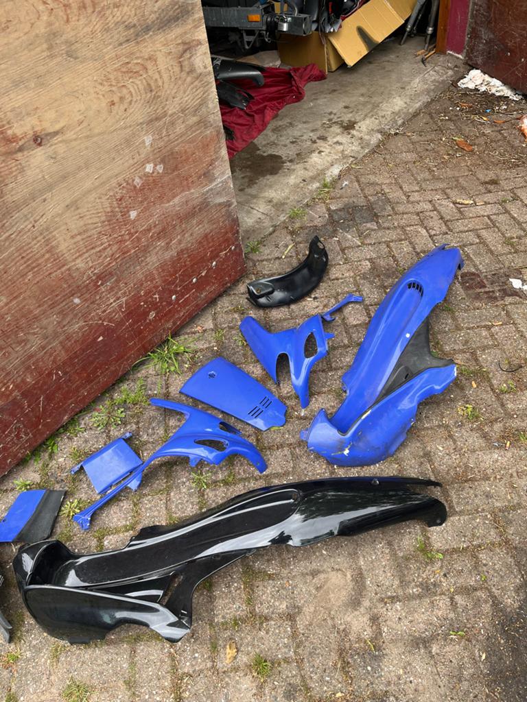 Gilera Runner Kappen Set - Blauw en Zwart, Fietsen en Brommers, Ophalen, Gebruikt, Kap, Overige merken