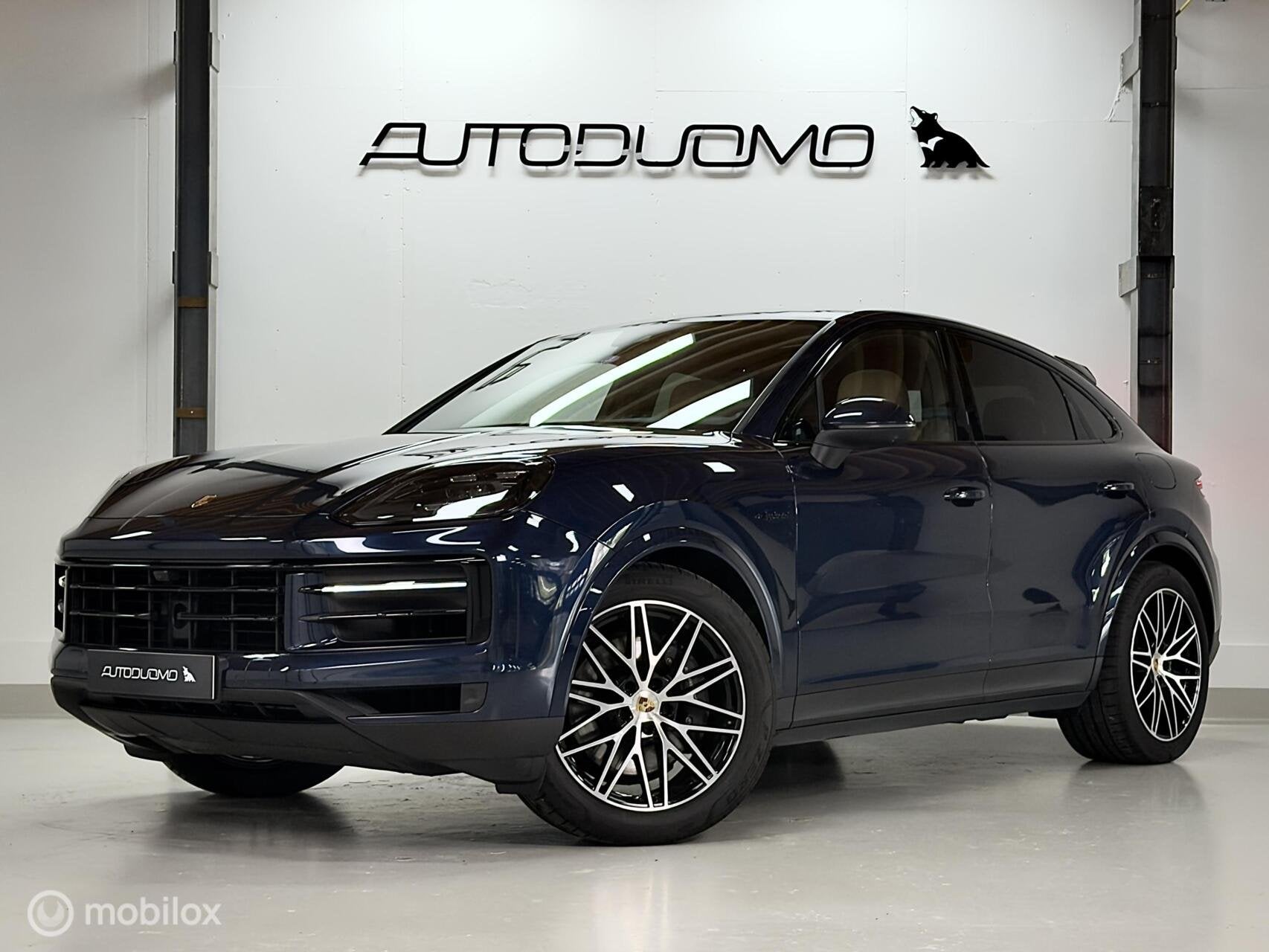 Porsche Cayenne Coupé 3.0 E-Hybrid | Pano | Achterasbesturi, Auto's, Automaat, Gebruikt, 2995 cc, Blauw