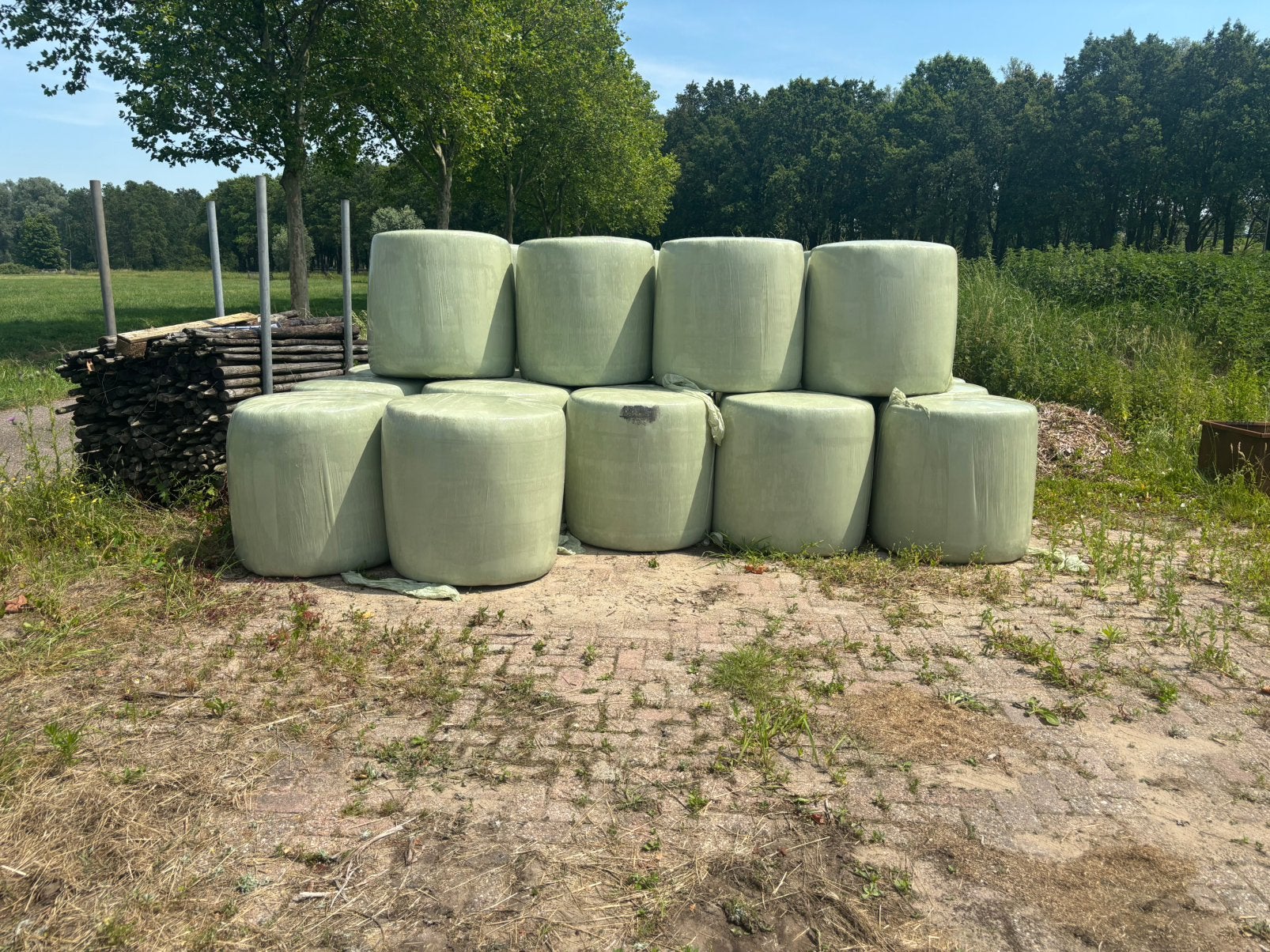Kleine balen +-100kg per stuk, Ophalen, Vee