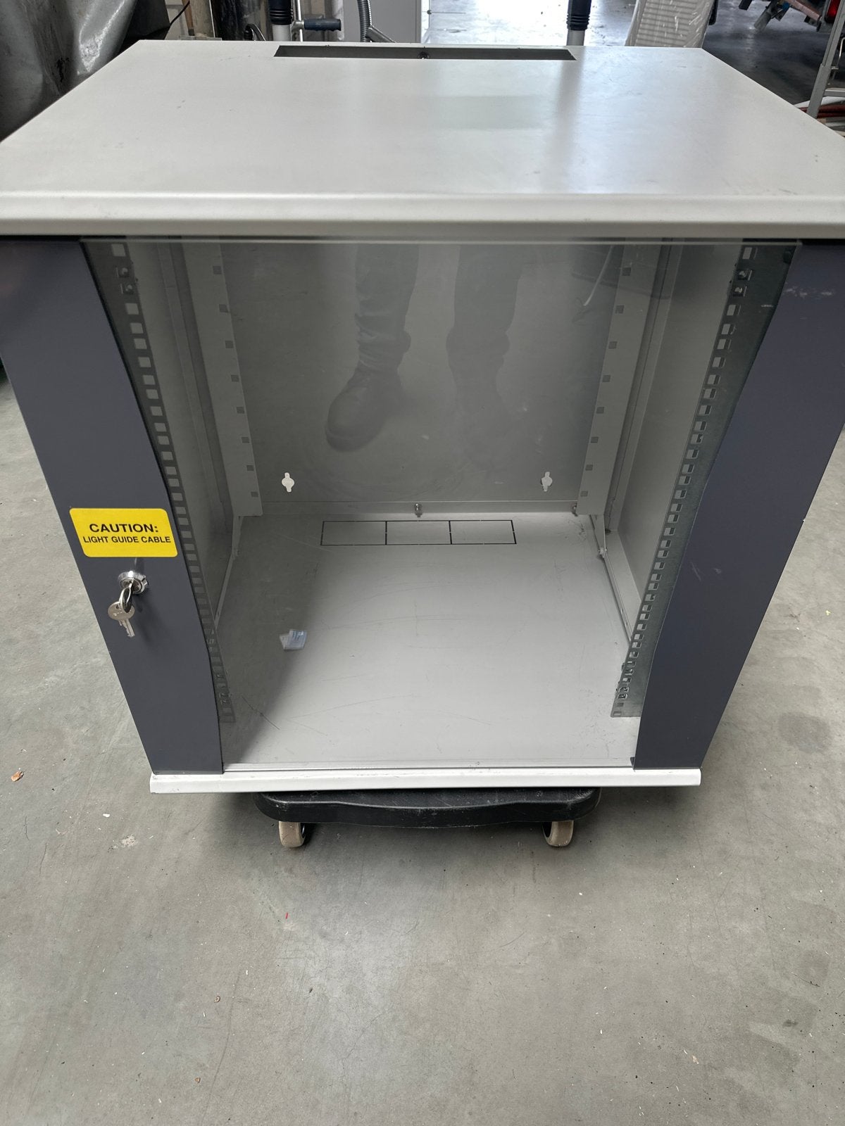 Patchkast met doorzichtige deur (B60 H63 D52), Ophalen
