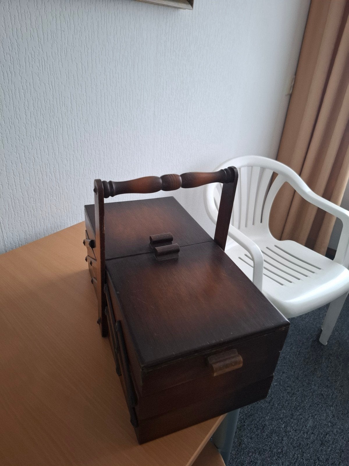 Vintage houten naaikistje met inhoud, Ophalen, Gebruikt, Overige typen