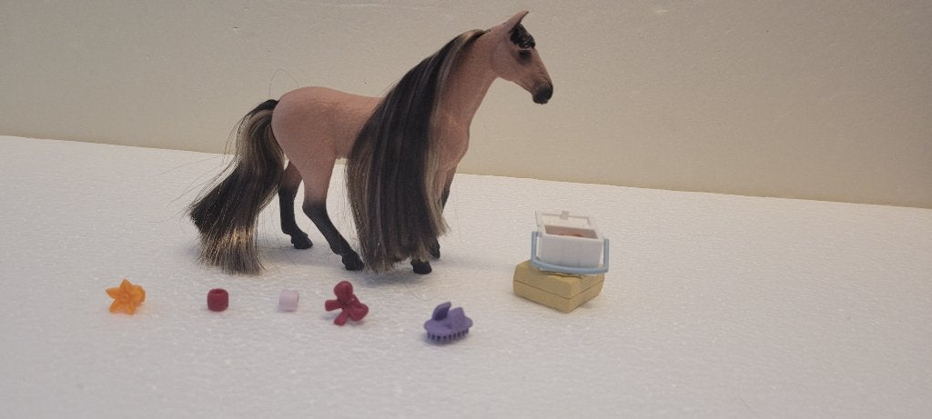 Schleich Paard met accessoires, Ophalen, Zo goed als nieuw, Jongen of Meisje